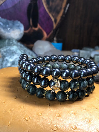 King’s Hematite & Serpentine Wrap Bracelet